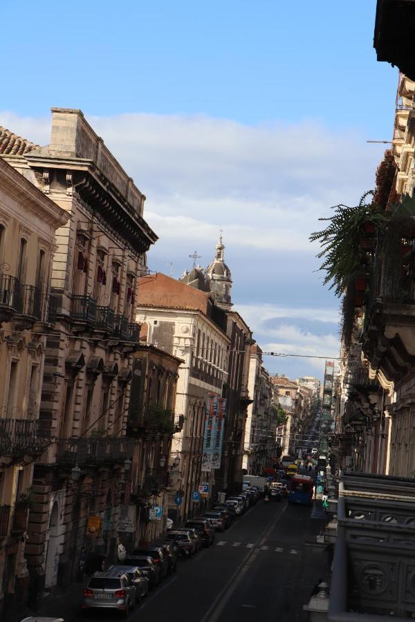 Domus Iole Appartamento Nel Centro Storico Catania-Fontanarossai nemzetközi repülőtér Kültér fotó